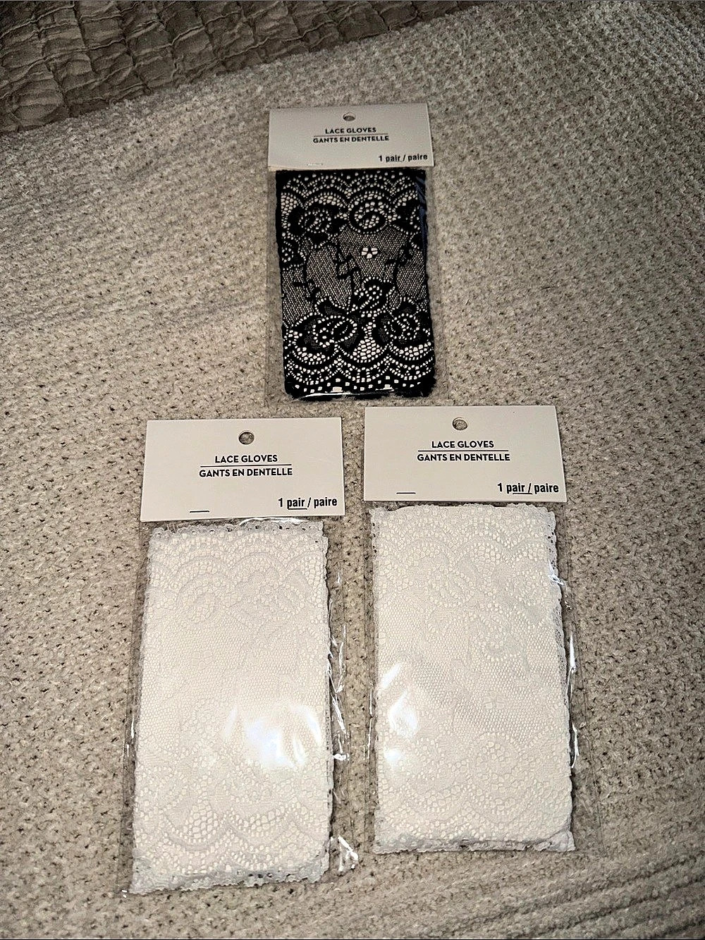 Lace Gloves 3-Pair Set in White & Black NWT